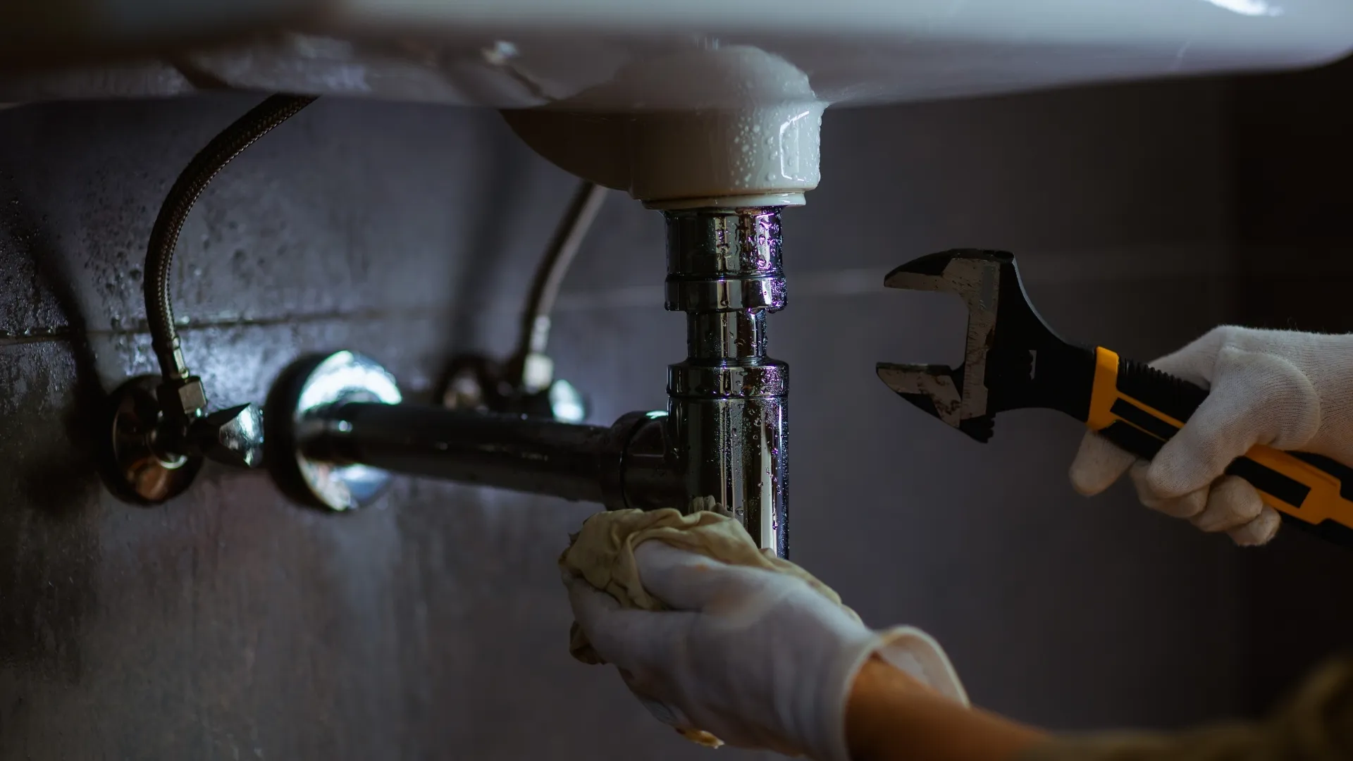 Learn how to spot hidden plumbing problems early and avoid costly repairs by paying attention to simple warning signs.