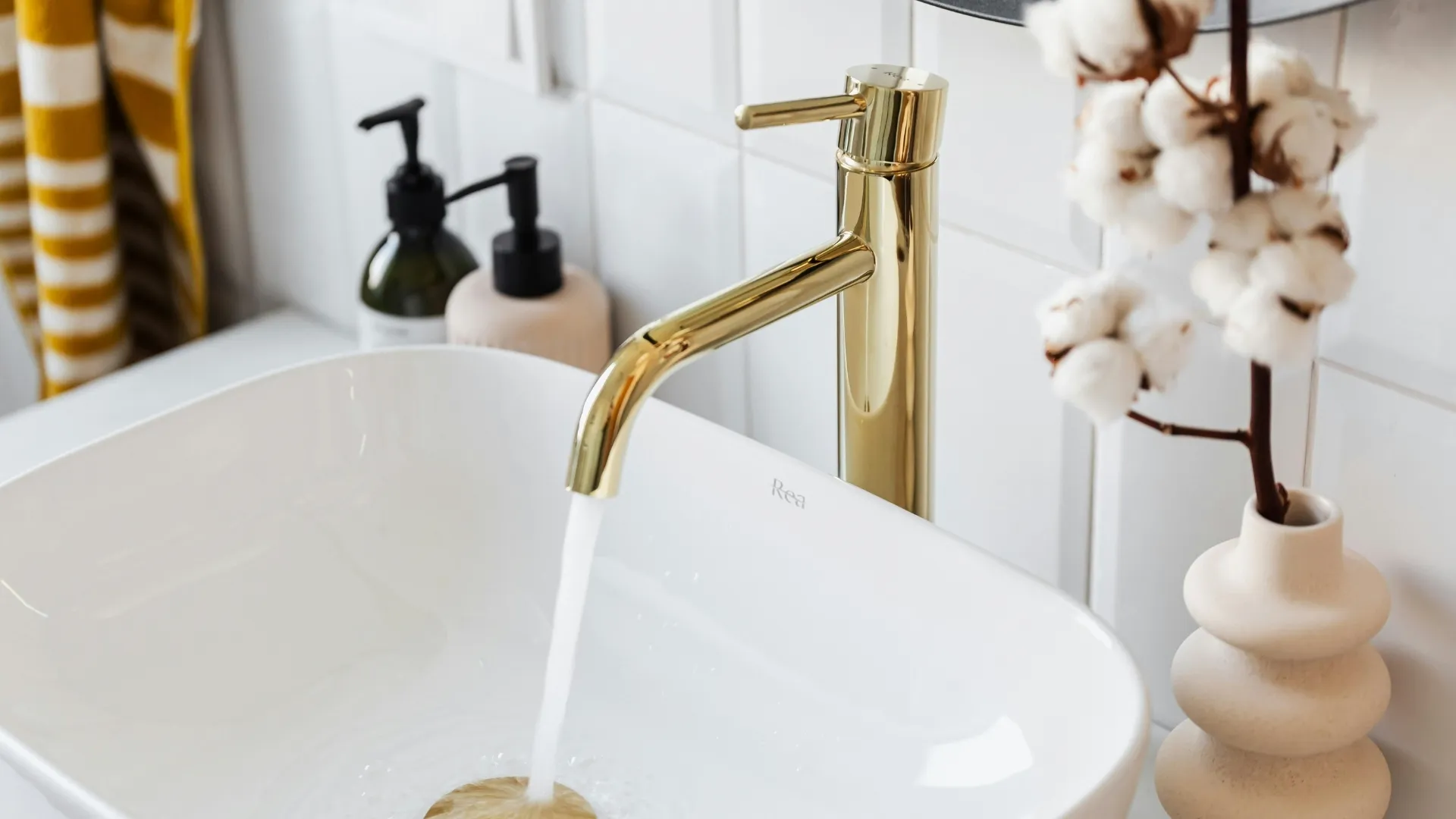Discover some simple, stress-free kitchen and bathroom fixture installs with smart planning and expert care.